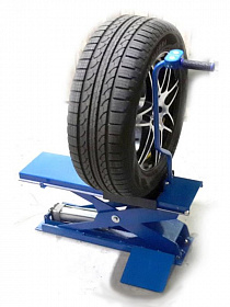 На сайте Трейдимпорт можно недорого купить Пневмоподъемник STORM EASY LIFT Подъемник для балансировочного стенда. 